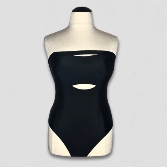 Aerie One Piece Swimsuit Strapless Bandeau Front Cut-Out Clasp Back Black sz XL - Picture 1 of 10